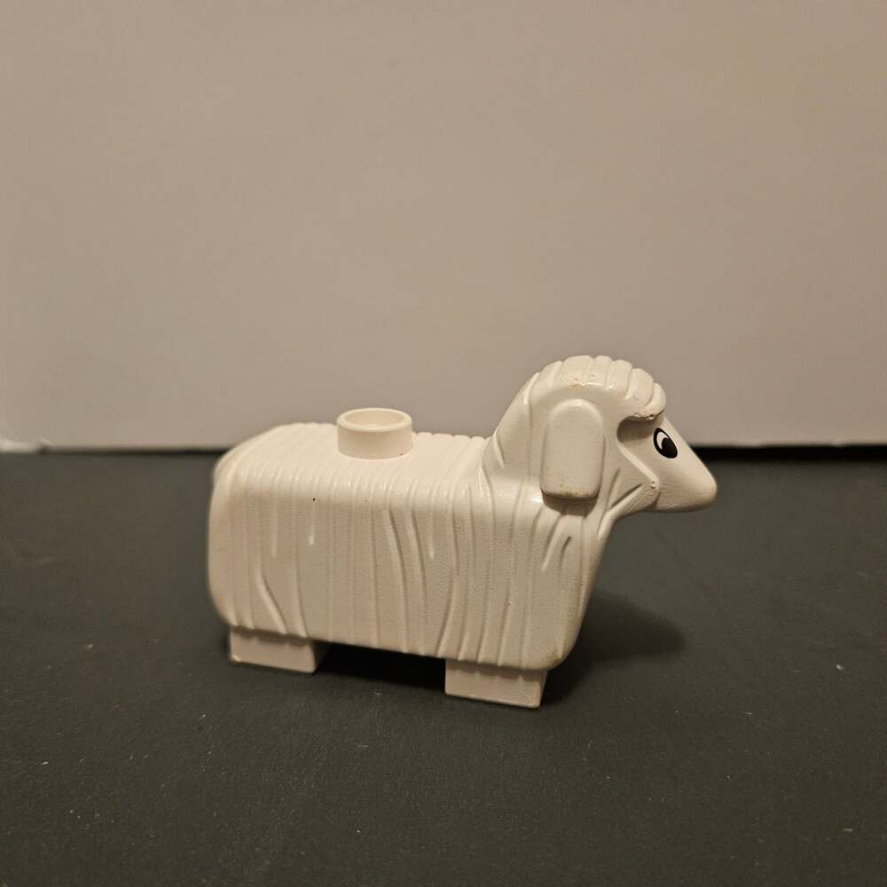 Lego Duplo Sheep Lamb Farm Animal White Figure (MA921)